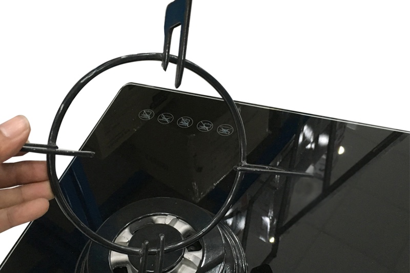 Kiềng bếp 4 chân chắc chắn, thiết kế độc lập dễ tháo lắp